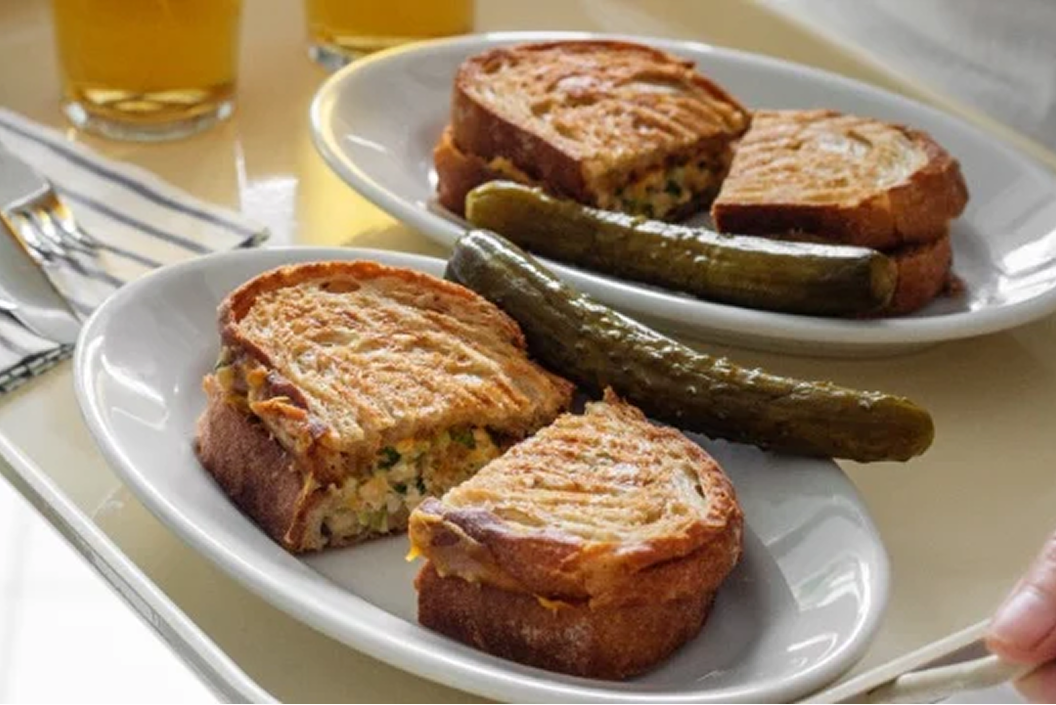 ツナメルトサンド