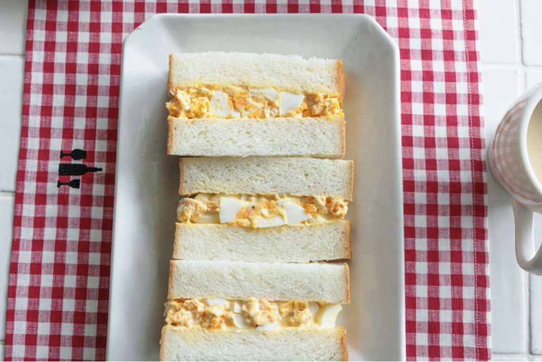 たっぷり卵の厚ぎりサンド